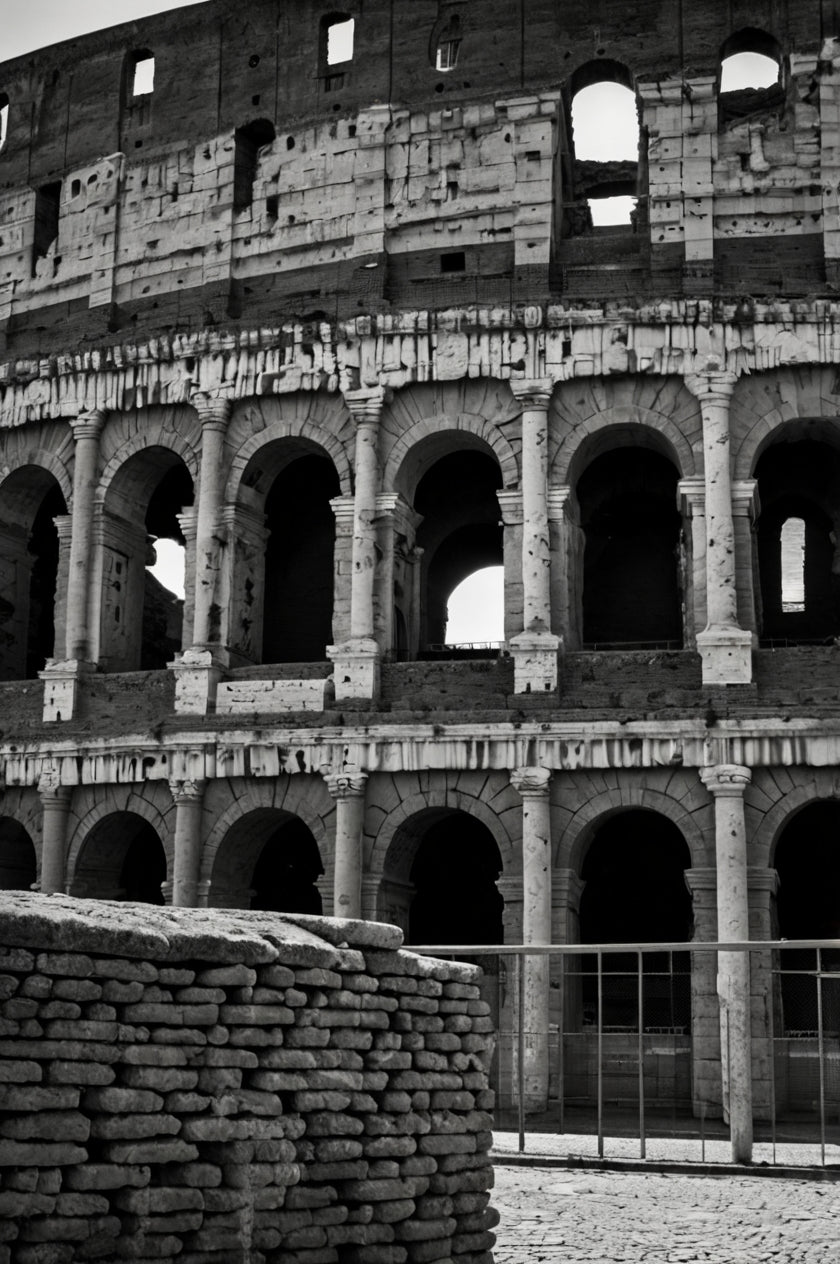 Eternal Rome – Black & White Colosseum Architectural Wall Art