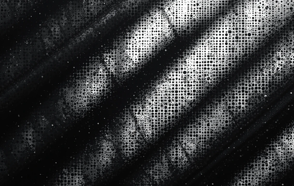 Describes the dotted halftone fade from dense black to sparse white.